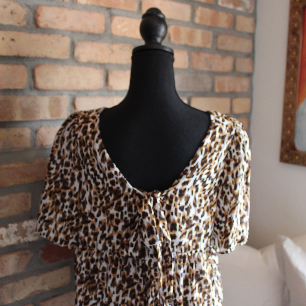 Banana Republic Brown & Beige Animal Print Peplum Blouse | Size S | Glam Chic - Picture 2 of 4